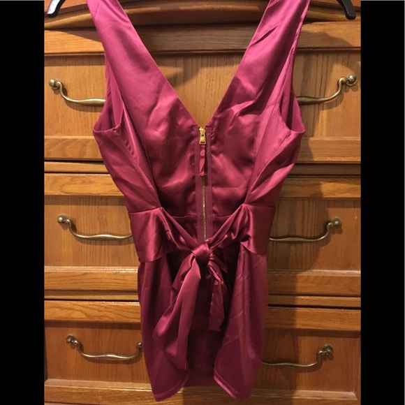 - BCBGMaxAzria fuchsia satin blouse - Picture 7 of 10